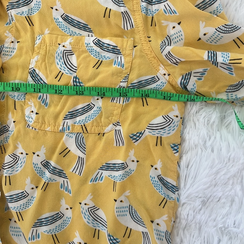 Beachlunchlounge Yellow Bird Pattern Lighweight Button Up LS shirt Sz small - Picture 9 of 10